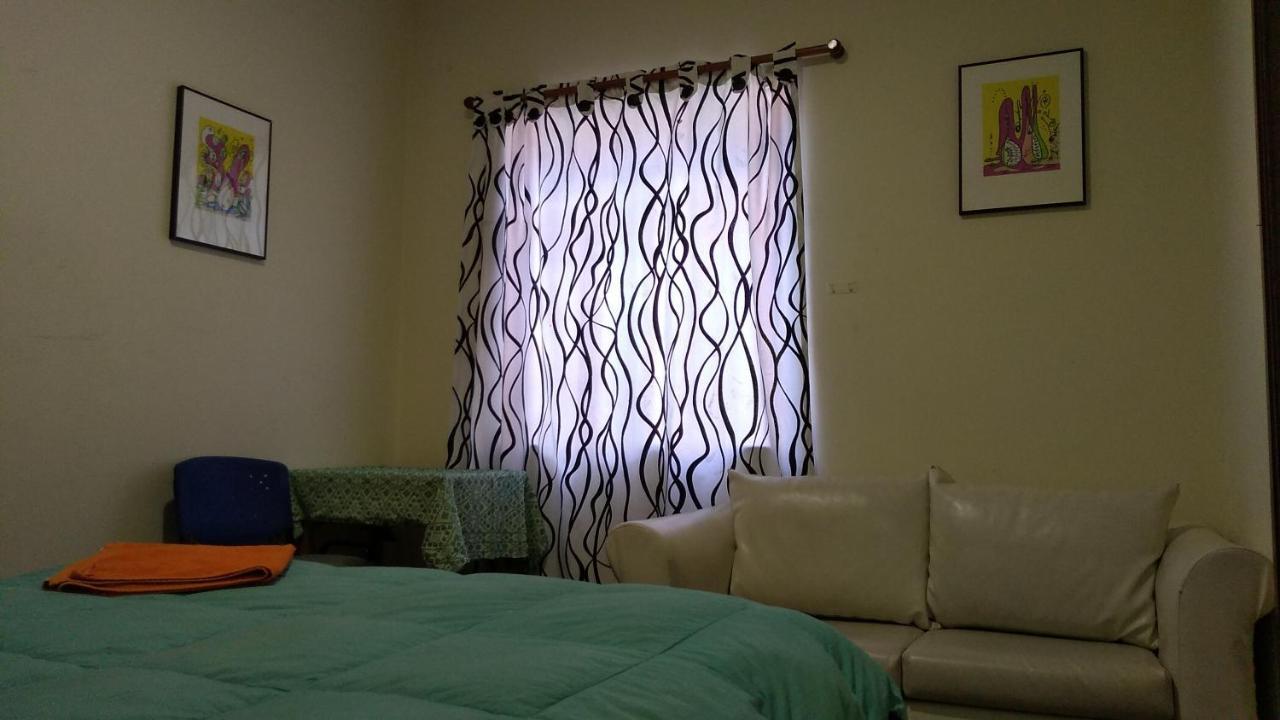Hostel Casa 32 Dc โบโกตา ภายนอก รูปภาพ